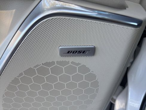 Used 2019 Cadillac Escalade ESV Premium Luxury image 18