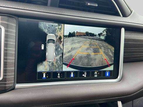 Used 2024 GMC Yukon Denali w/ Max Trailering Package AWD/4WD image 30