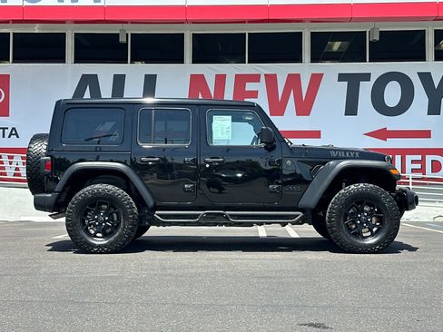 Used 2024 Jeep Wrangler Unlimited Sport AWD/4WD image 6