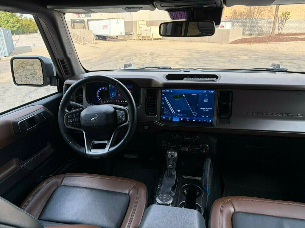 Used 2022 Ford Bronco Outer Banks AWD/4WD image 10