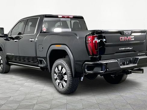 New 2026 GMC Sierra 3500 Denali w/ Denali Reserve Package AWD/4WD image 4