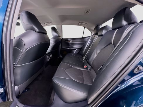 Used 2021 Toyota Camry XSE w/ Carpet Mat Package (TMS) image 25