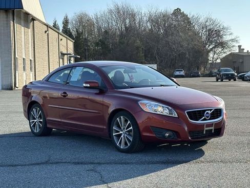 Used 2012 Volvo C70 T5 image 6