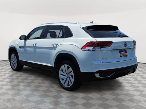 Used 2023 Volkswagen Atlas Cross Sport SE FWD image 7