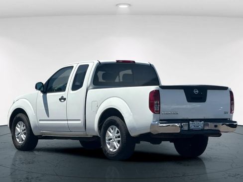 Used 2018 Nissan Frontier SV RWD image 8