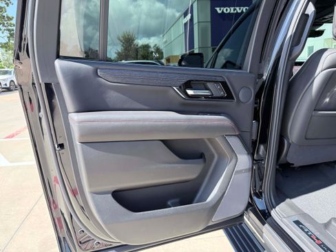 Used 2025 GMC Yukon XL AT4 Ultimate w/ LPO, Floor Liner Package AWD/4WD image 14
