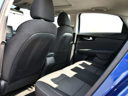 Used 2019 Kia Forte S w/ S Premium Package FWD image 17