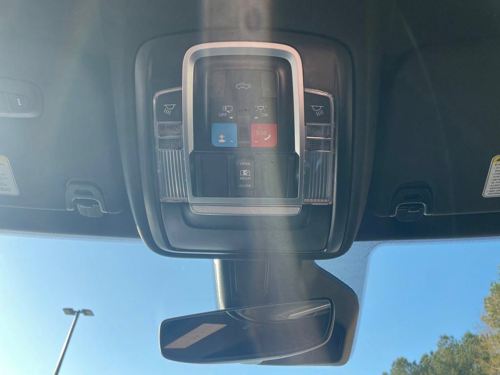 New 2026 RAM 1500 Big Horn AWD/4WD image 18