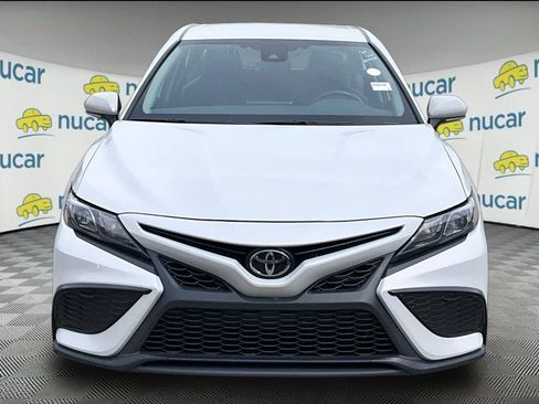 Used 2024 Toyota Camry SE FWD image 2