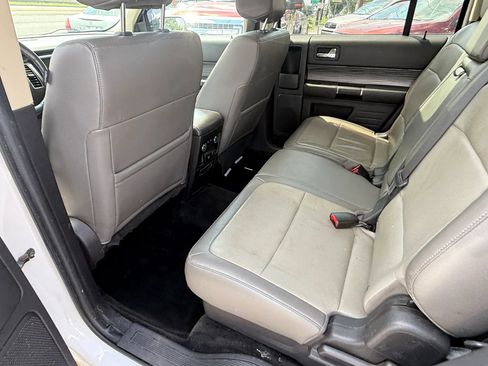 Used 2017 Ford Flex Limited w/ Limited Appearance Package AWD/4WD image 10