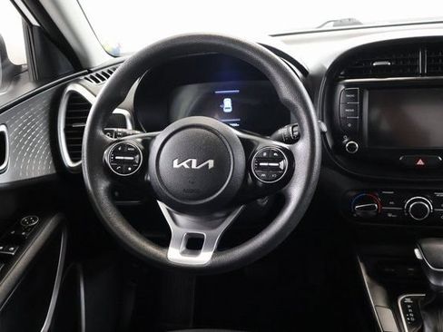 Used 2024 Kia Soul LX w/ Option Group 015 FWD image 12