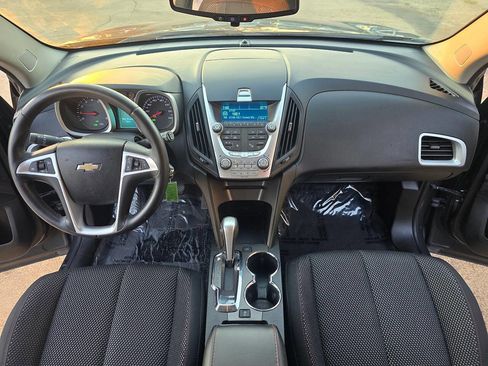 Used 2011 Chevrolet Equinox LT image 25