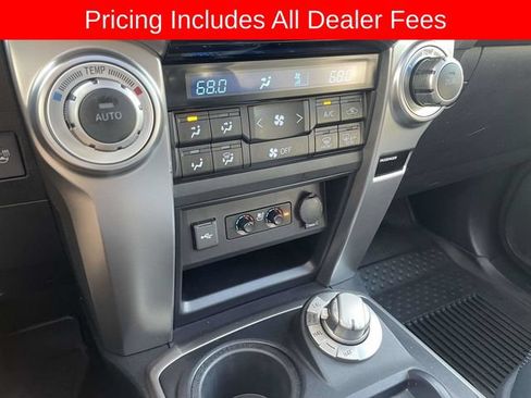 Used 2023 Toyota 4Runner Limited AWD/4WD image 34