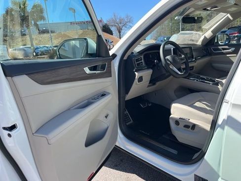 New 2026 Volkswagen Atlas SEL Premium R-Line AWD/4WD image 4