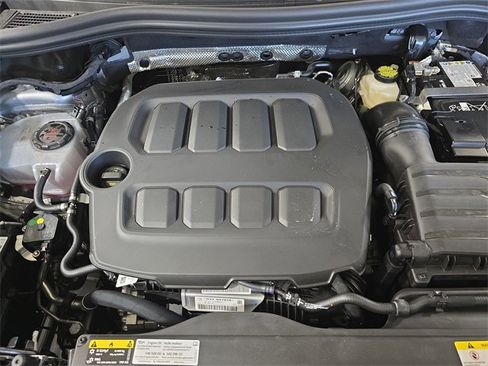 New 2026 Volkswagen Tiguan SE image 22
