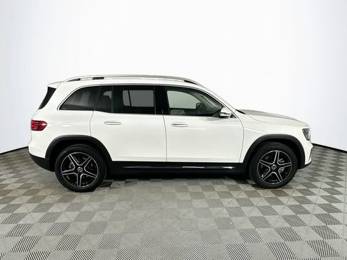 Used 2026 Mercedes-Benz GLB 250 4MATIC image 8