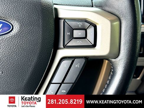 Used 2022 Ford F250 Lariat w/ Lariat Ultimate Package AWD/4WD image 12