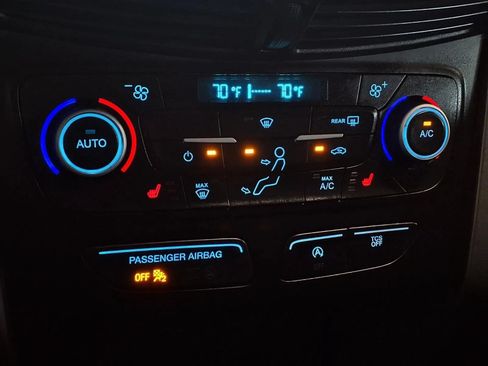 Used 2019 Ford Escape SEL AWD/4WD image 21