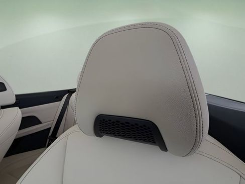 Used 2026 BMW 440i xDrive Convertible w/ Premium Package image 22