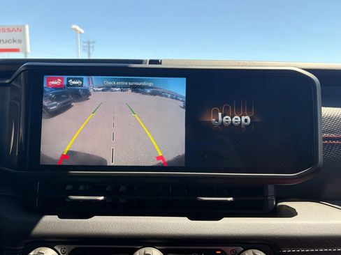 Used 2024 Jeep Wrangler Unlimited Rubicon 392 AWD/4WD image 23
