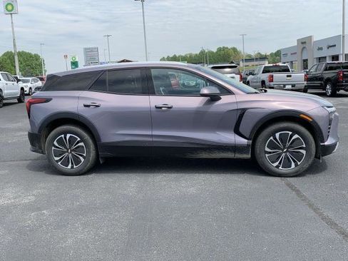 New 2024 Chevrolet Blazer EV LT AWD/4WD image 2