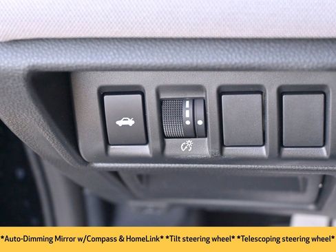 Used 2025 Subaru Legacy Premium image 10