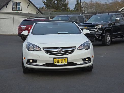 Used 2016 Buick Cascada image 3