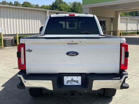 Used 2025 Ford F350 Lariat w/ Lariat Ultimate Package AWD/4WD image 4