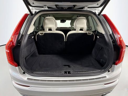 Used 2018 Volvo XC90 T6 Momentum w/ Convenience Package image 26