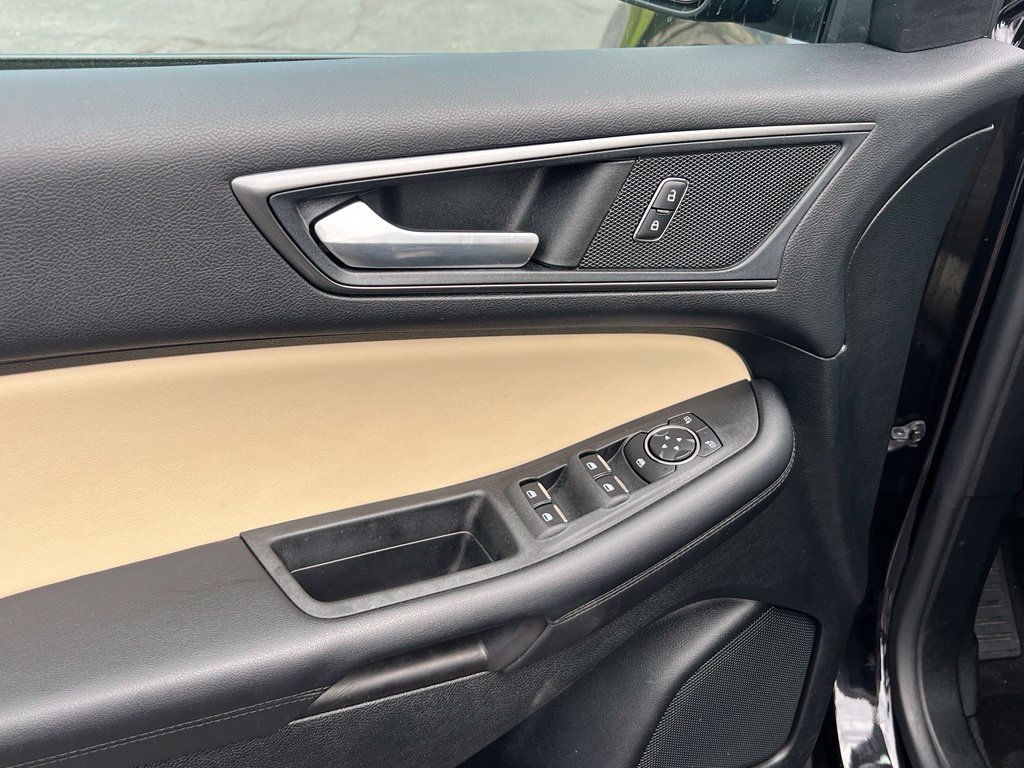 Used 2022 Ford Edge SE AWD/4WD image 28