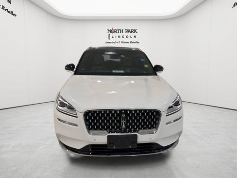Used 2020 Lincoln Corsair Reserve w/ Equipment Group 201A AWD/4WD image 8