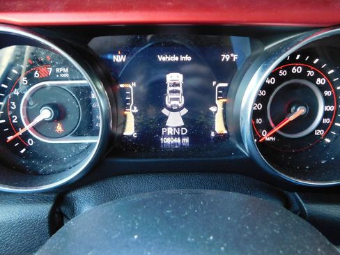 Used 2020 Jeep Wrangler Unlimited Rubicon AWD/4WD image 10
