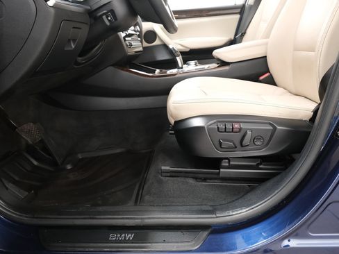 Used 2017 BMW X3 xDrive28i AWD/4WD image 30