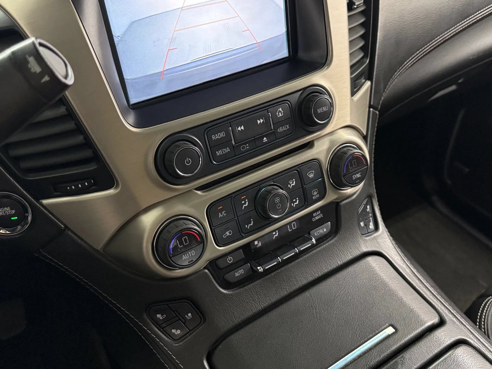 Used 2018 GMC Yukon Denali w/ Open Road Package RWD image 30