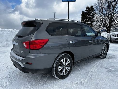 Certified 2019 Nissan Pathfinder SV image 7