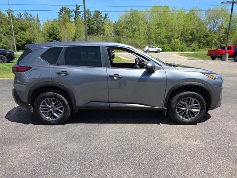 Used 2021 Nissan Rogue S AWD/4WD image 25