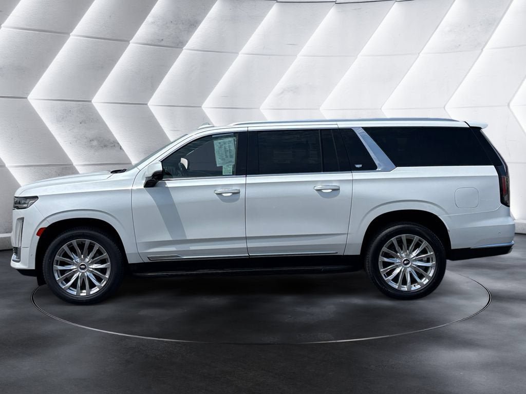 Certified 2023 Cadillac Escalade ESV Premium Luxury w/ Performance Package AWD/4WD image 2