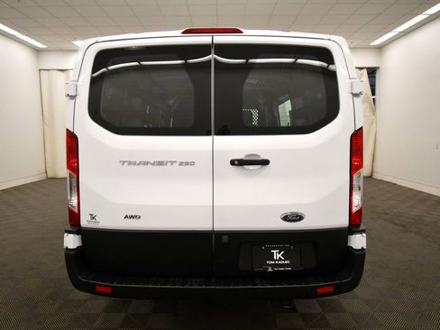 Used 2024 Ford Transit 250 Low Roof AWD w/ Exterior Upgrade Package image 5