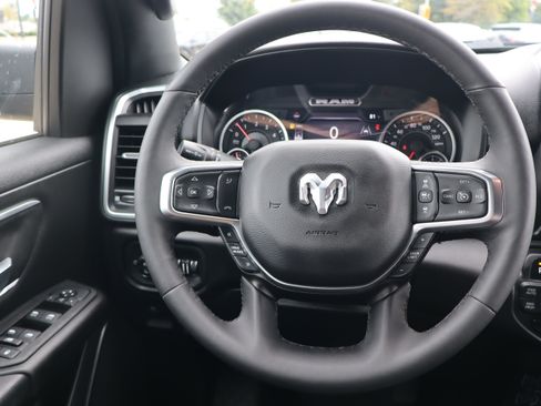 Used 2025 RAM 1500 Big Horn AWD/4WD image 14