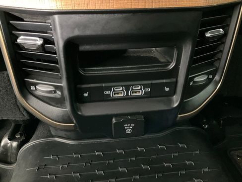 Used 2022 RAM 2500 Limited image 24