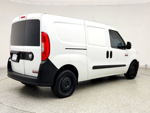 Used 2018 RAM ProMaster City Tradesman image 5