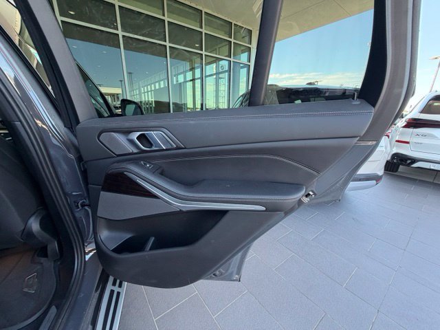 Certified 2024 BMW X5 sDrive40i w/ Premium Package RWD image 28