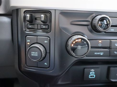 New 2025 Ford F550 4x4 Crew Cab Super Duty w/ XL Chrome Package image 27