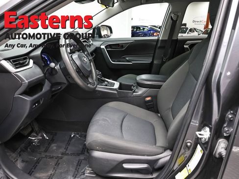 Used 2023 Toyota RAV4 LE AWD/4WD image 13