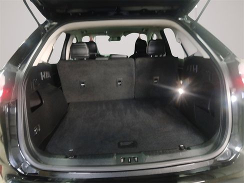Used 2024 Ford Edge SEL image 23