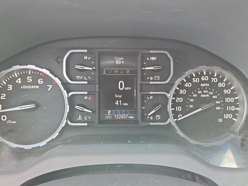 Used 2019 Toyota Tundra SR5 w/ SR5 Upgrade Package RWD image 35