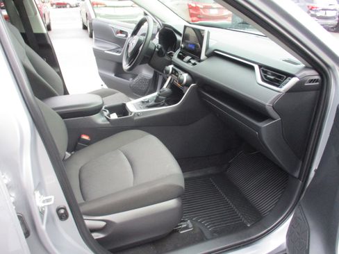 Used 2024 Toyota RAV4 XLE image 15