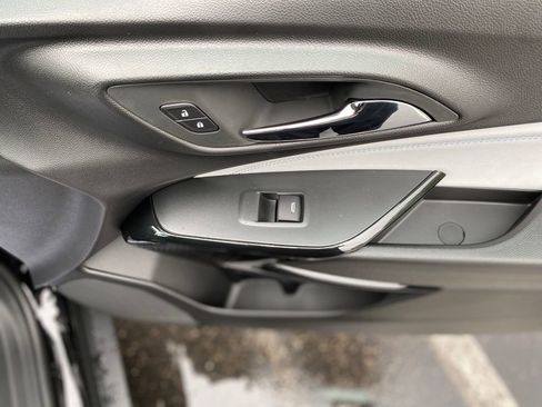 New 2026 Chevrolet Trax LT w/ LT Convenience Package FWD image 10