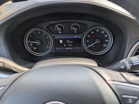 Used 2020 Buick Enclave Premium w/ Sun and Sites Package image 30