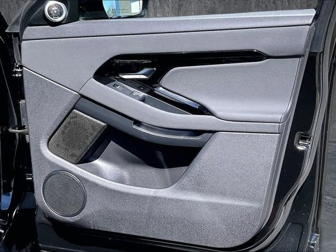 Used 2024 Land Rover Range Rover Evoque S image 28